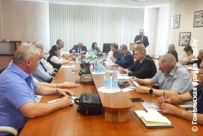 В Гомеле говорили о льготах и социальных гарантиях, предусмотренных для ветеранов боевых действий, семей погибших и инвалидов
